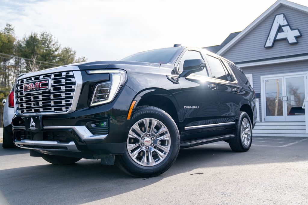 2025 GMC Yukon DENALI's photo