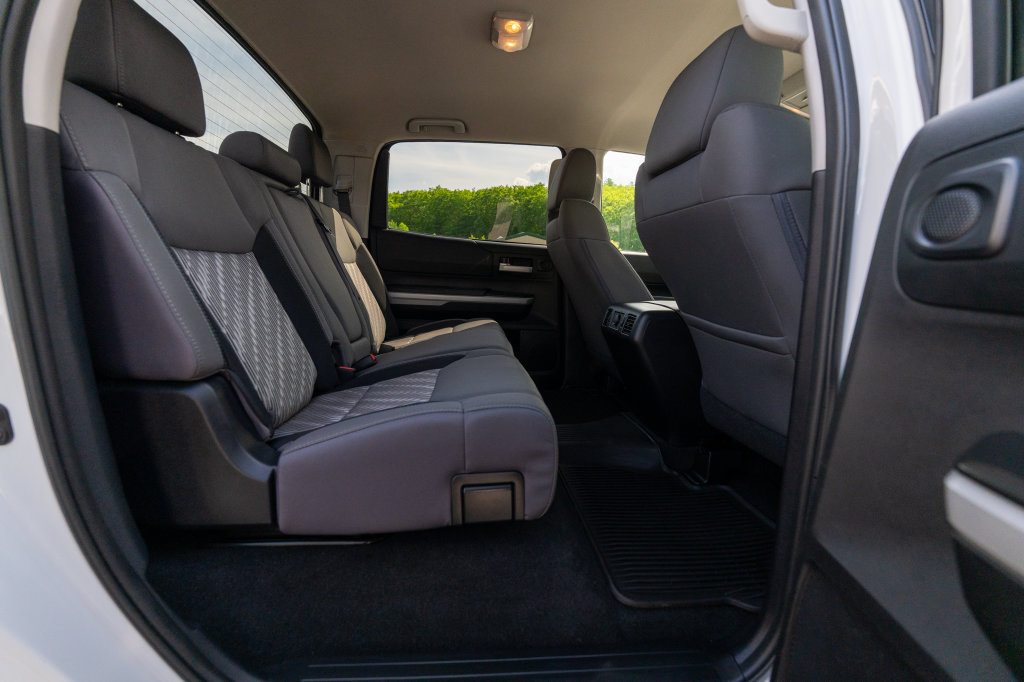 2019 Toyota Tundra SR5 - Photo 16