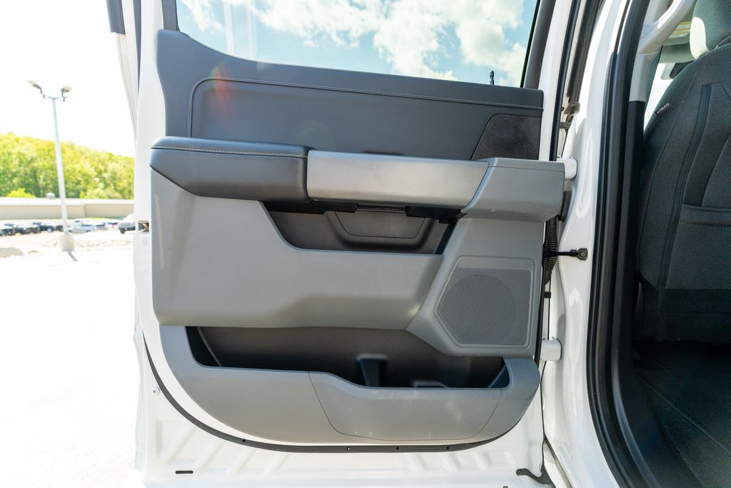 2024 Ford F-150 XLT - Photo 16