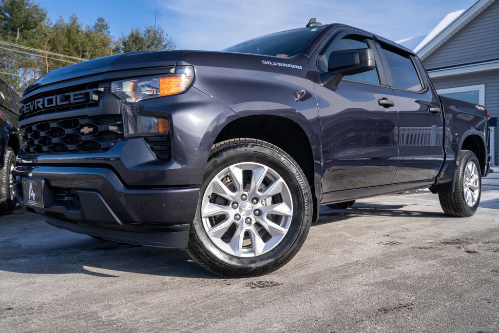 2022 Chevrolet Silverado 1500 Custom