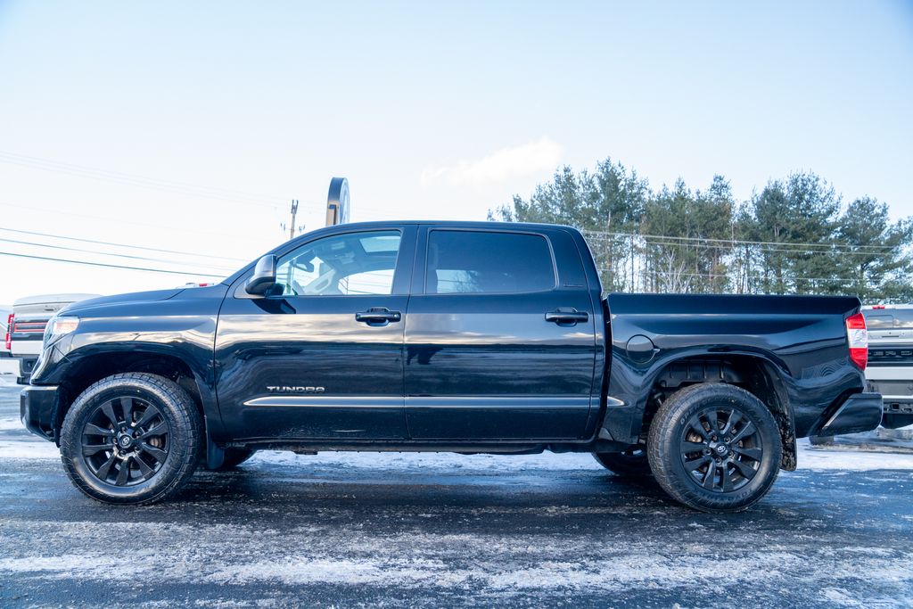 2021 Toyota Tundra Limited's photo