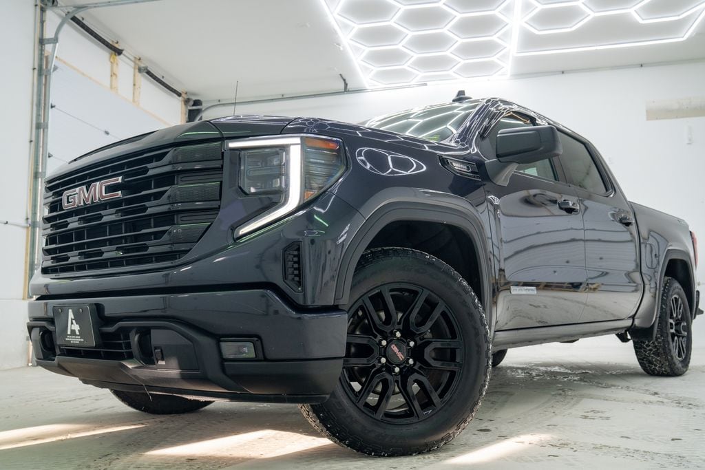 2022 GMC Sierra 1500 Elevation's photo