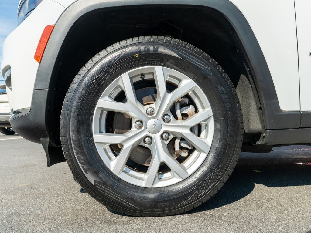 Used 2023 Jeep Grand Cherokee Limited SUV