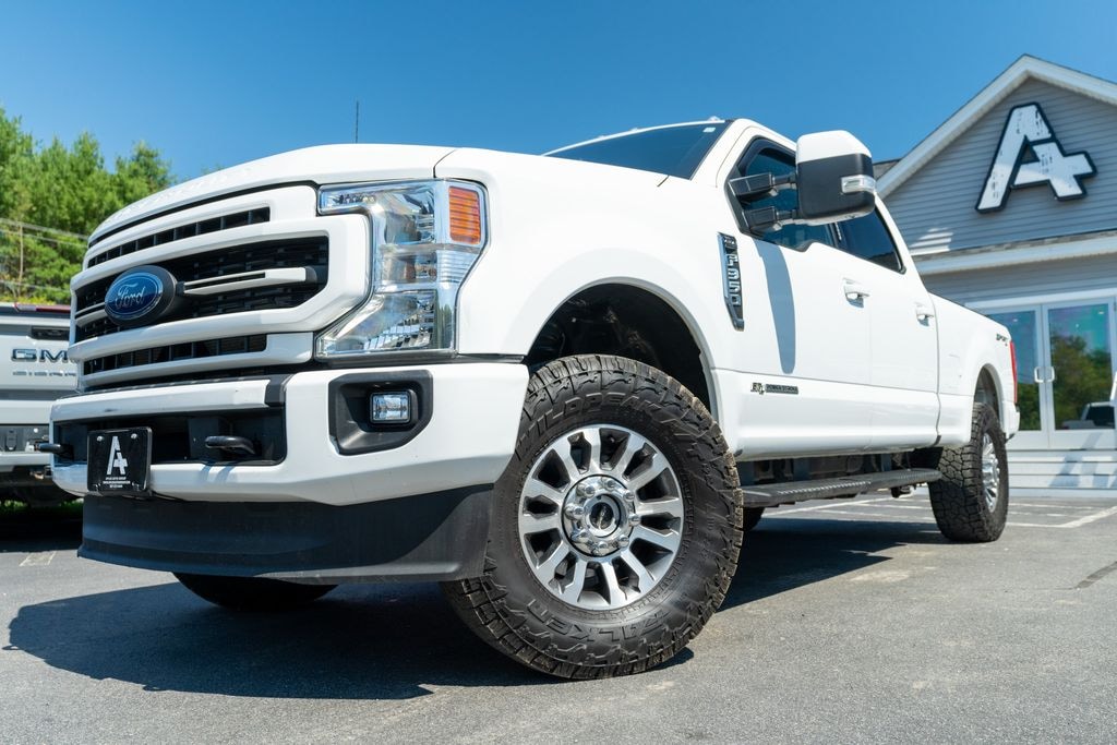 Used 2022 Ford F-350 Lariat Truck Crew Cab