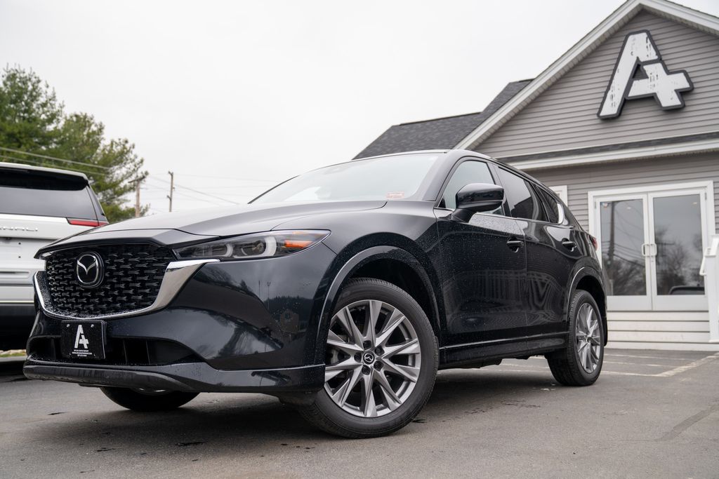 2024 Mazda CX-5 S Premium package Auto AWD's photo