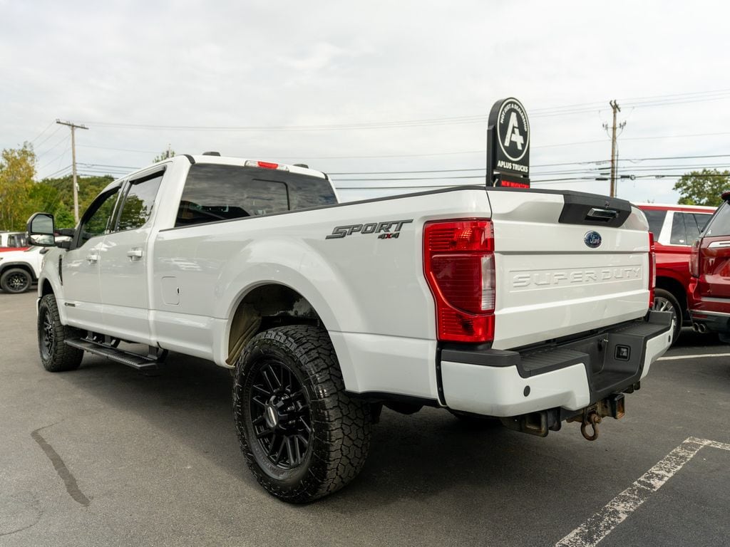 Used 2022 Ford F-350 Lariat Truck Crew Cab