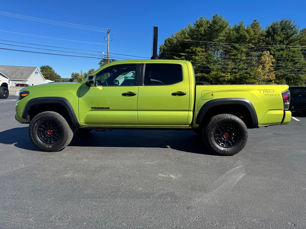 2022 Toyota Tacoma TRD Pro 4x4 photo 2