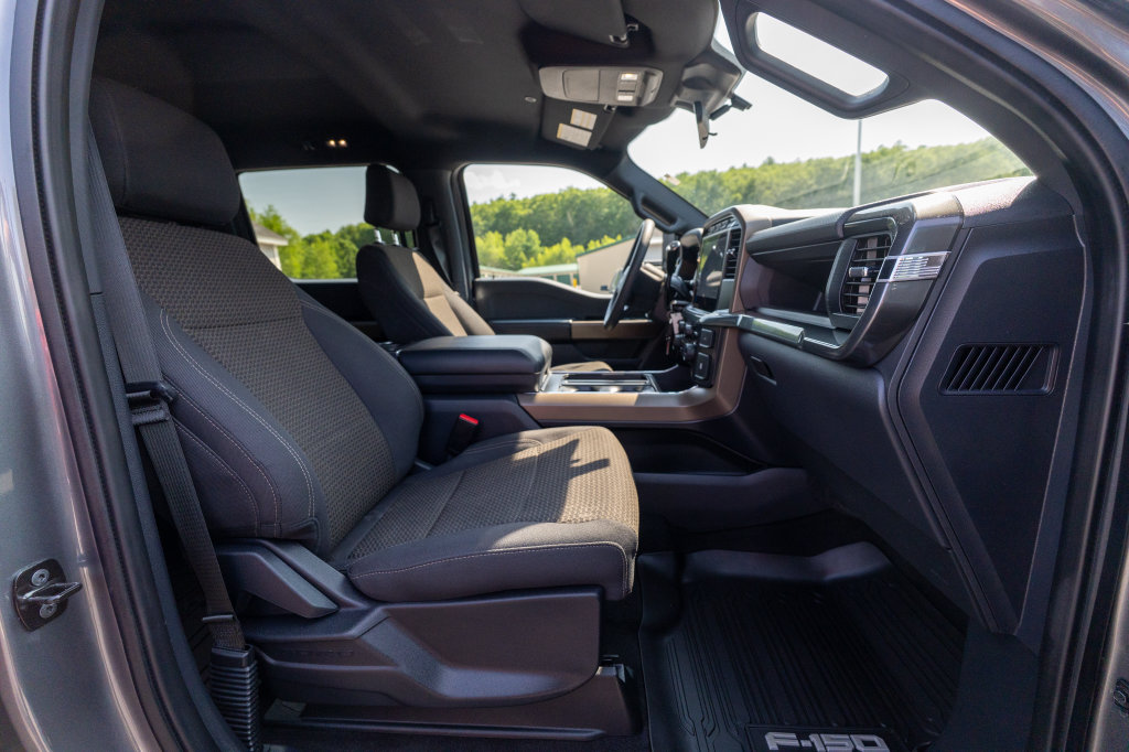 2024 Ford F-150 STX - Photo 11