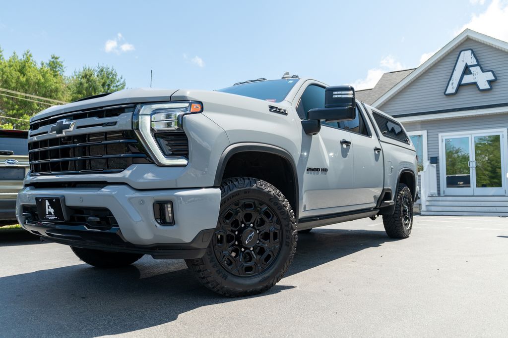 2024 Chevrolet Silverado HD LTZ 4WD Crew Cab Standard Box's photo