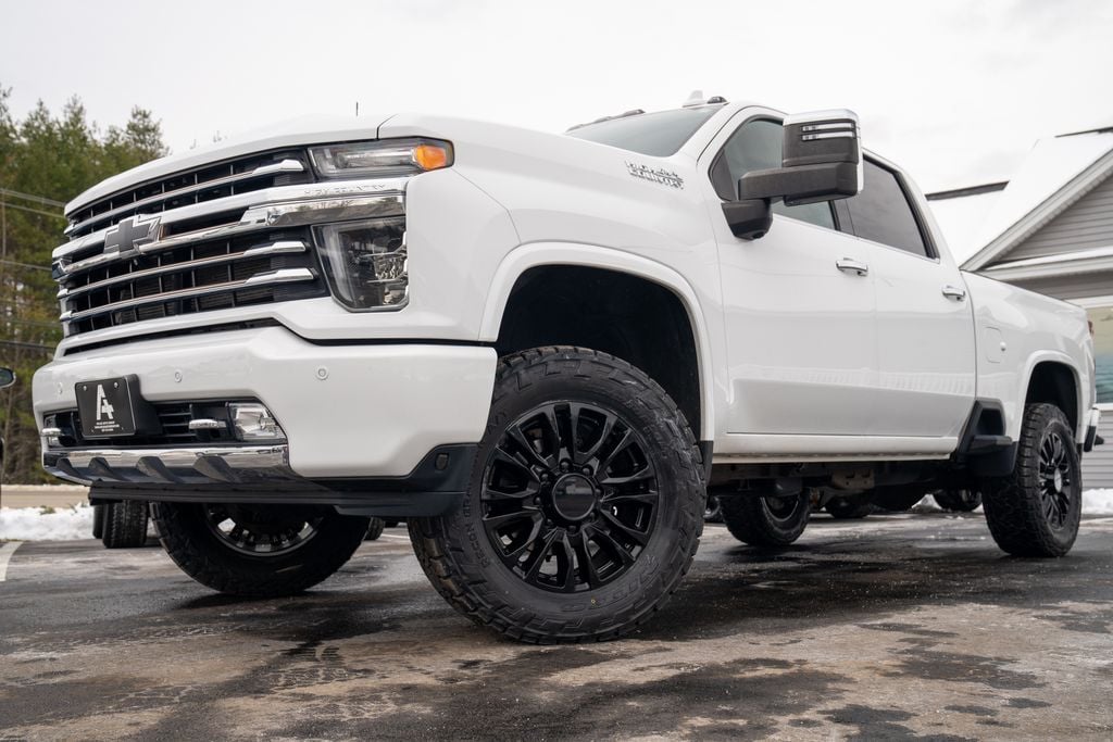 2020 Chevrolet Silverado 2500HD High Country's photo