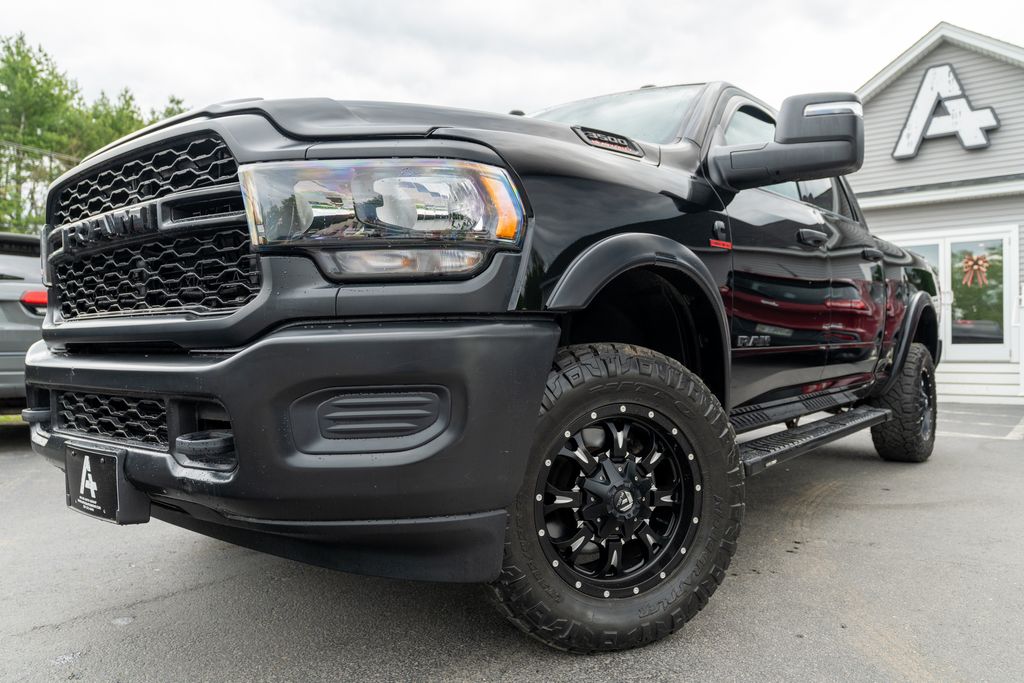 2024 RAM 3500 Tradesman 4X4 Crew Cab SWB's photo