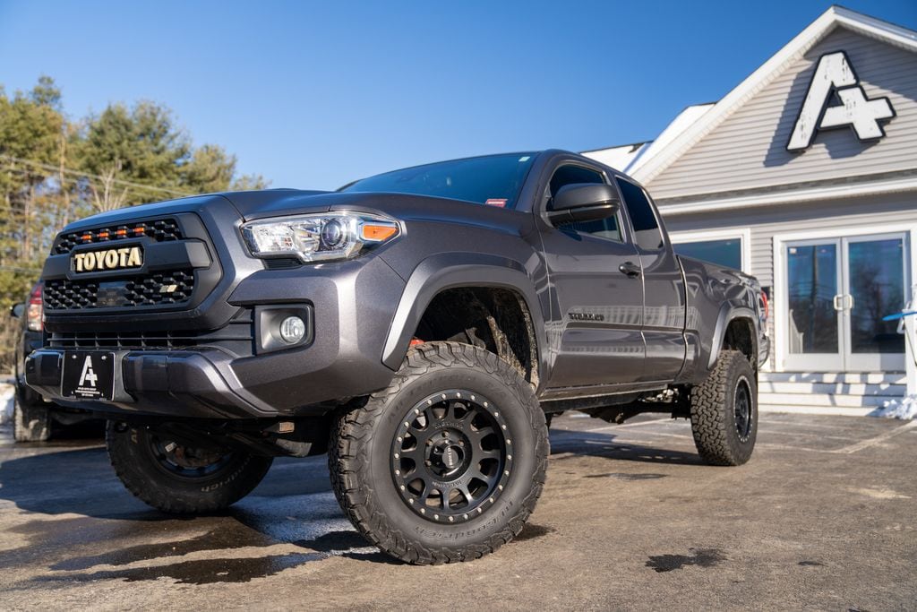 Used 2018 Toyota Tacoma TRD Sport Truck Access Cab