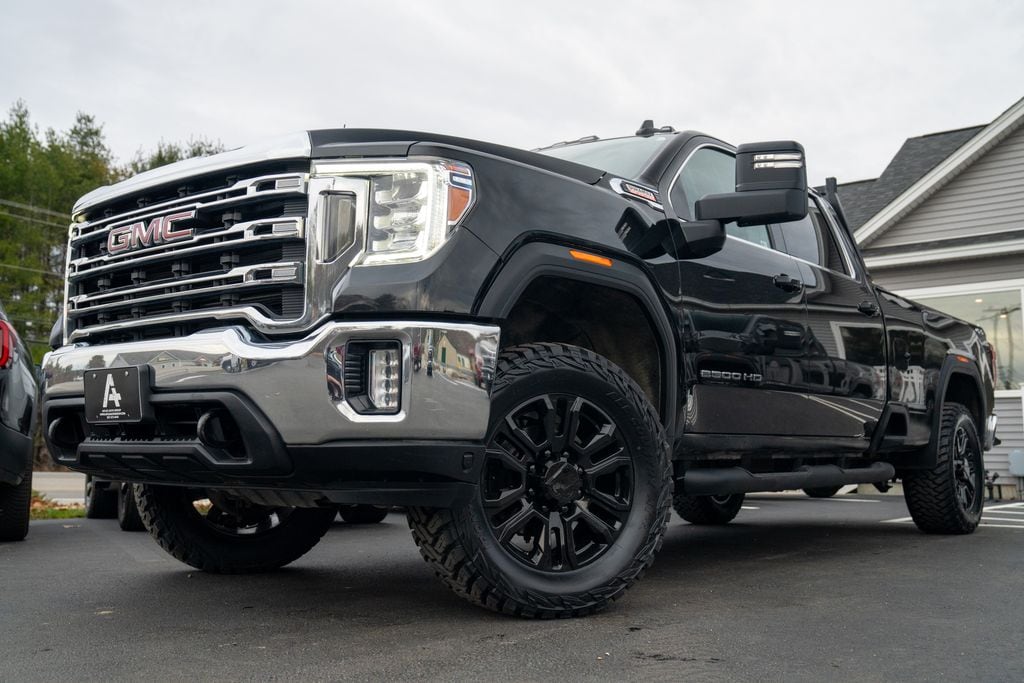 2023 GMC Sierra 2500HD SLE's photo