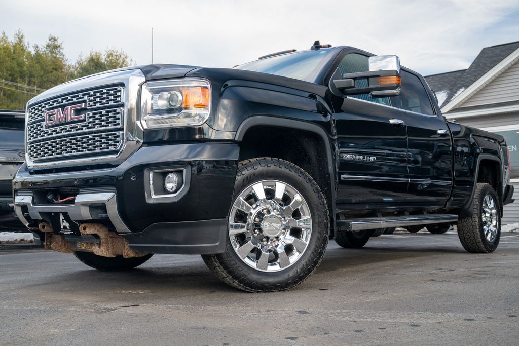 2019 GMC Sierra 2500 Denali HD Denali's photo