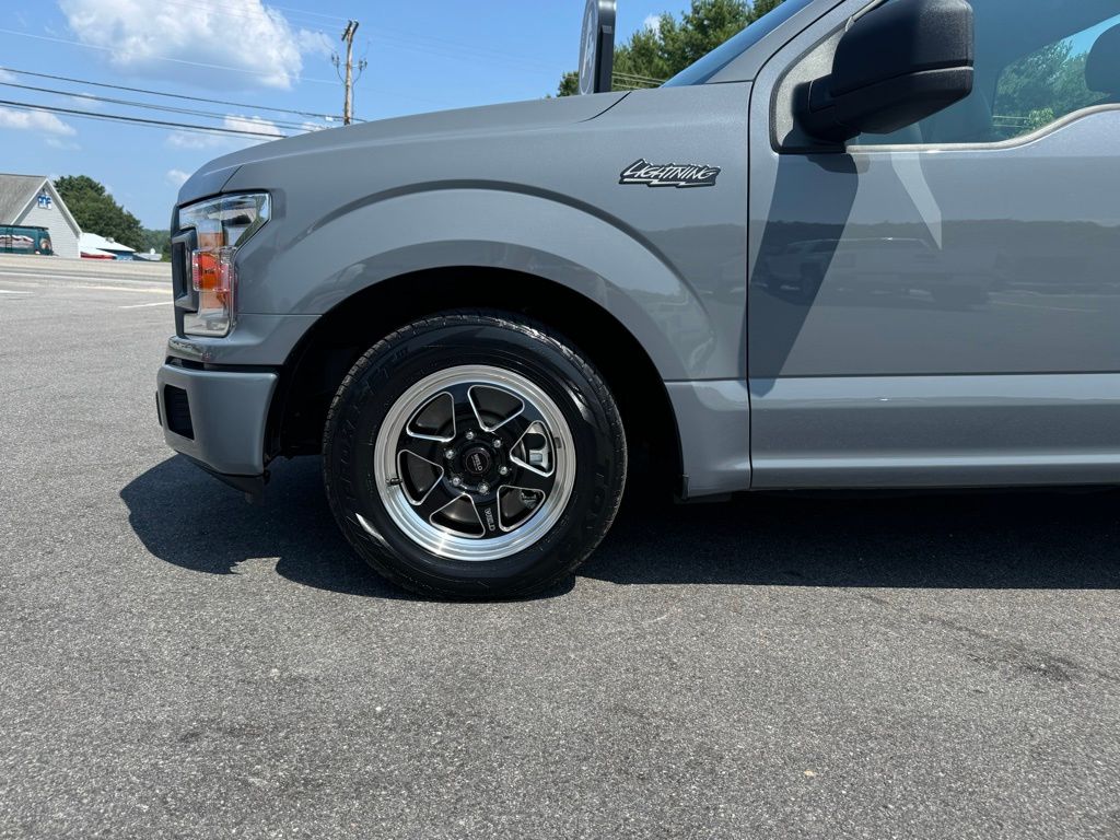 2020 Ford F-150 XL photo 2