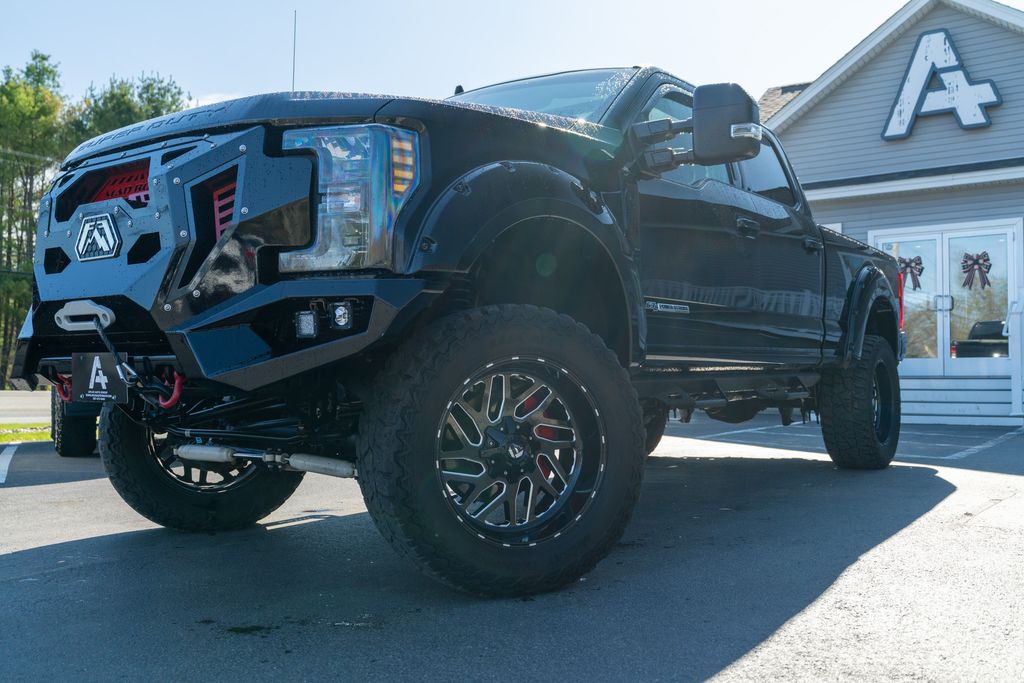 2019 Ford F-250 Lariat 4x4 Crew Cab 6-3/4' Box's photo