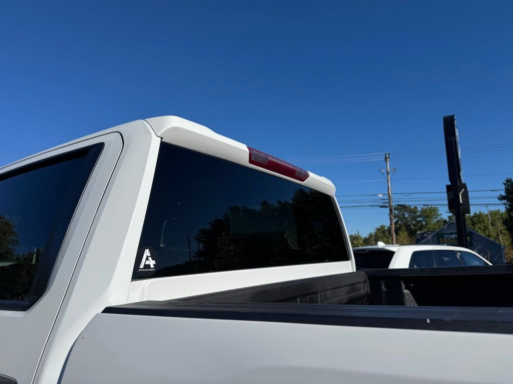 2021 Chevrolet Silverado 2500HD Custom photo 4