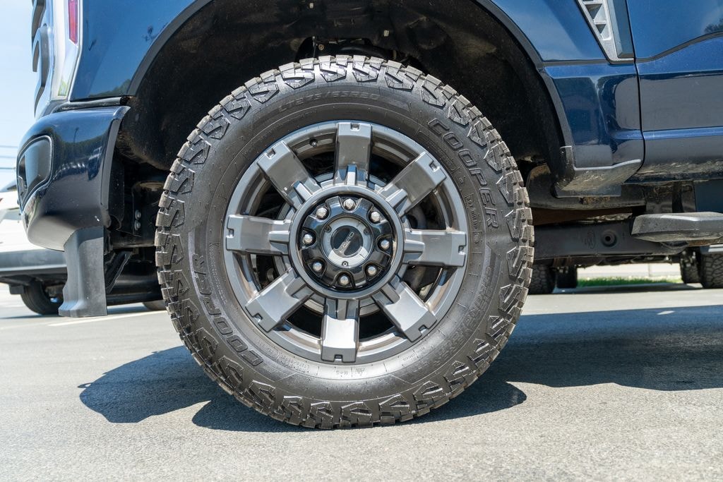 Used 2024 Ford F-250 XL Truck Crew Cab