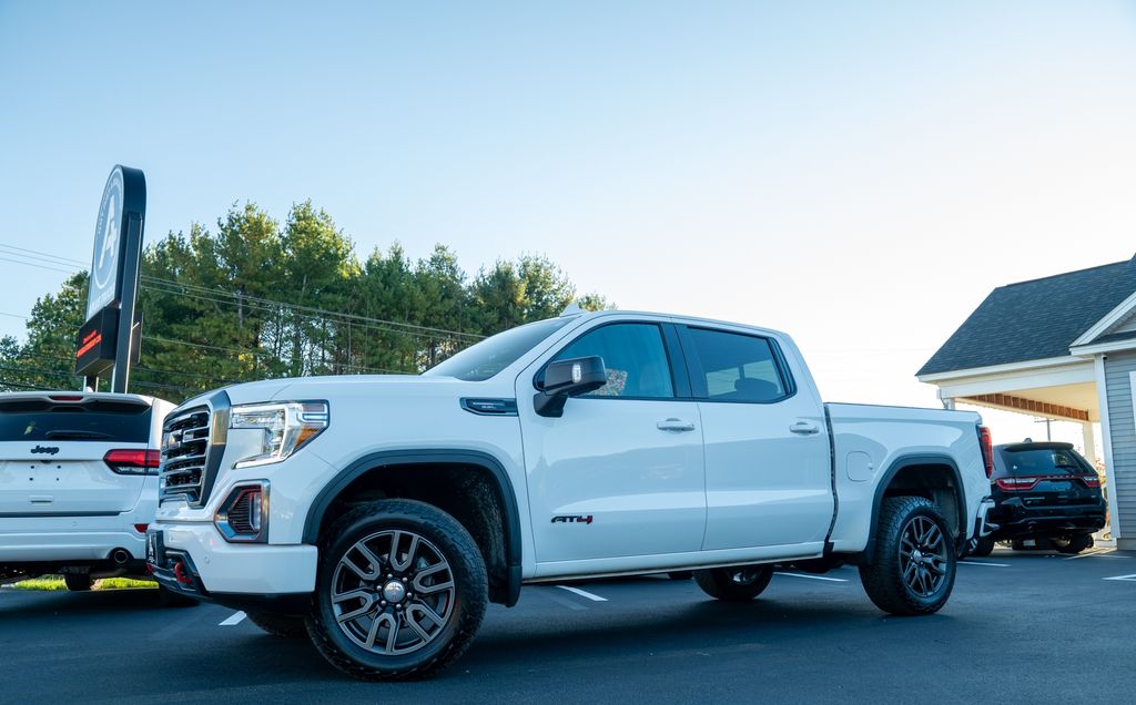 2021 GMC Sierra 1500 AT4's photo