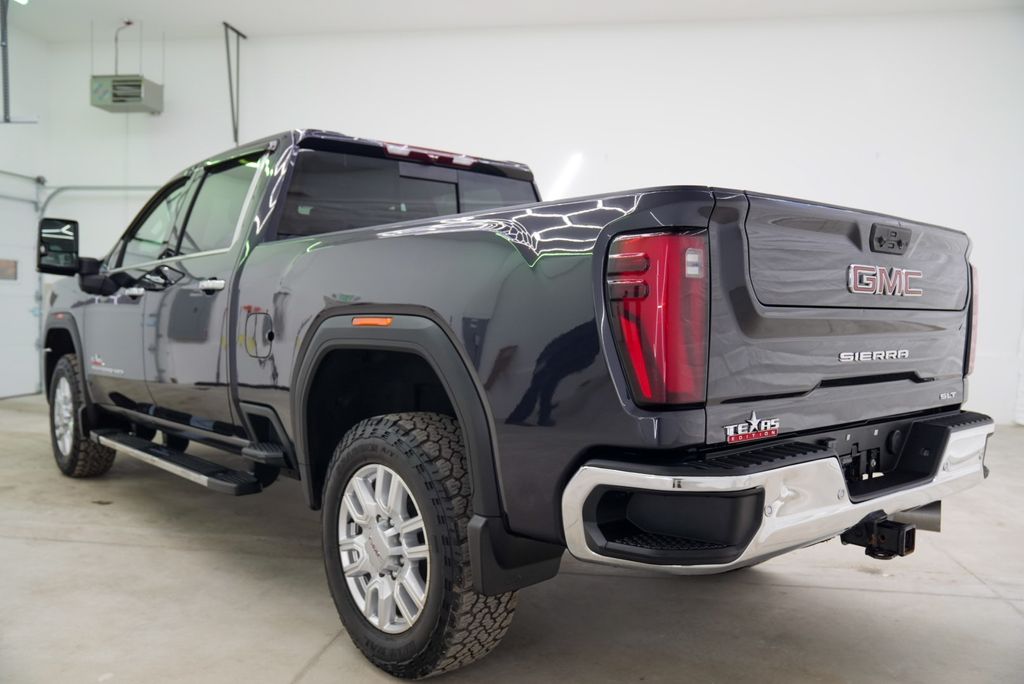2024 Gmc Sierra 2500 HD SLT photo 3