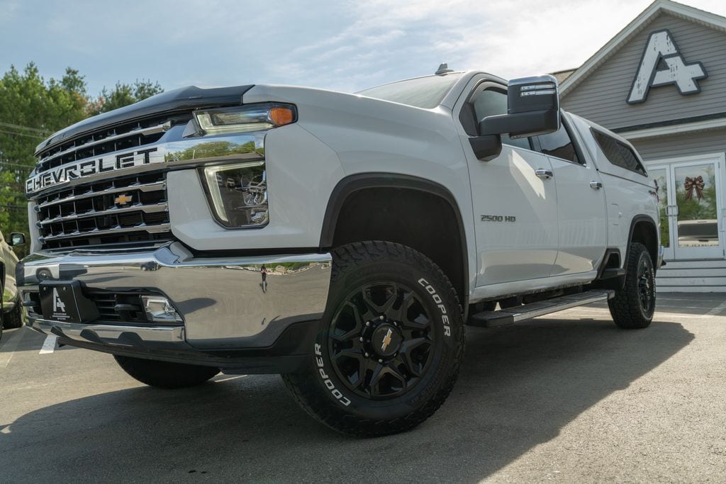 2021 Chevrolet Silverado HD LTZ 4WD Crew Cab Standard Box's photo