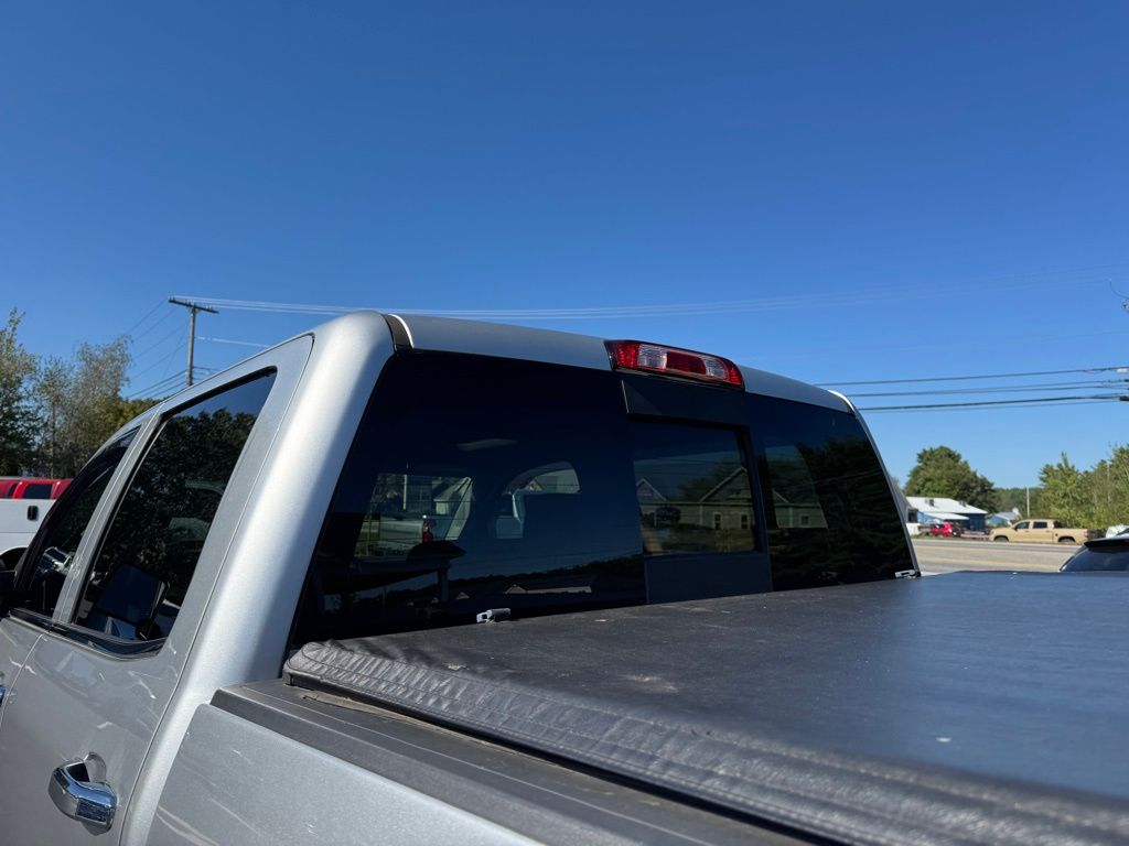 2017 Chevrolet Silverado 2500HD LTZ photo 4