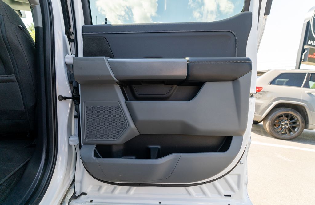 2024 Ford F-150 XLT - Photo 13
