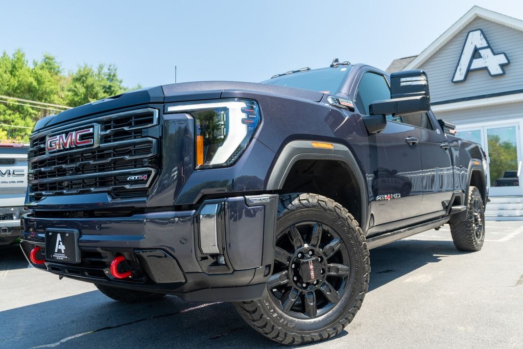 Used 2024 GMC Sierra 2500 HD AT4 Truck Crew Cab
