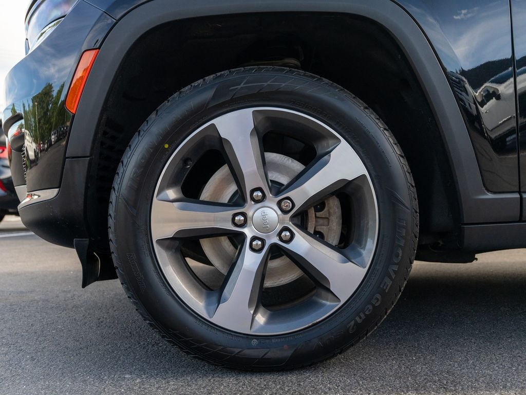 Used 2023 Jeep Grand Cherokee Limited SUV