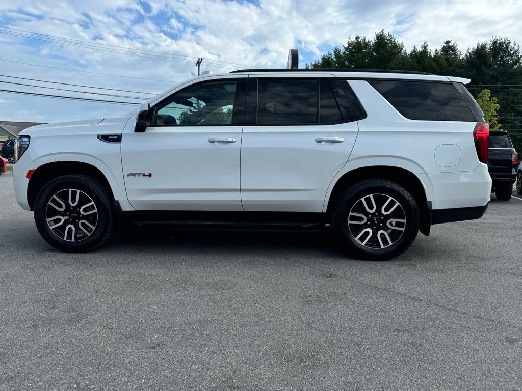2021 Gmc Yukon AT4 photo 3