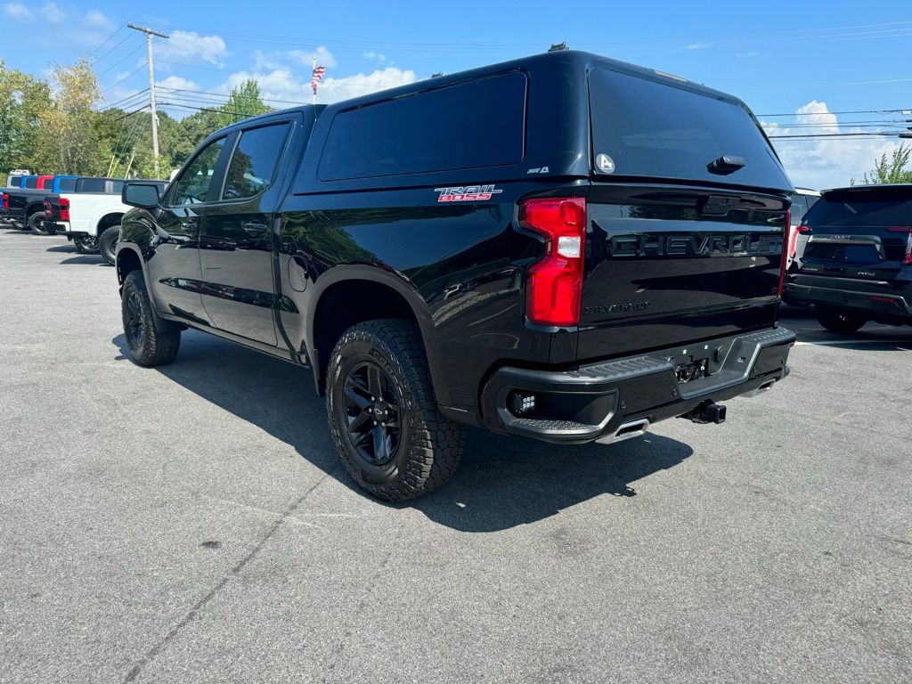 2022 Chevrolet Silverado 1500 LT Trail Boss photo 4