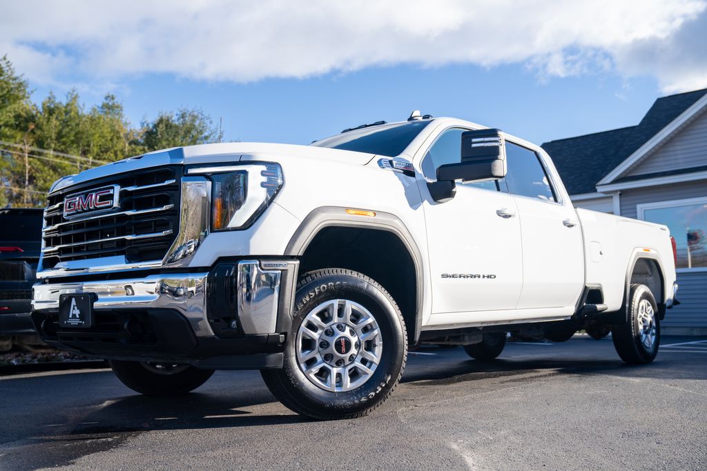2024 GMC Sierra 2500HD SLE's photo
