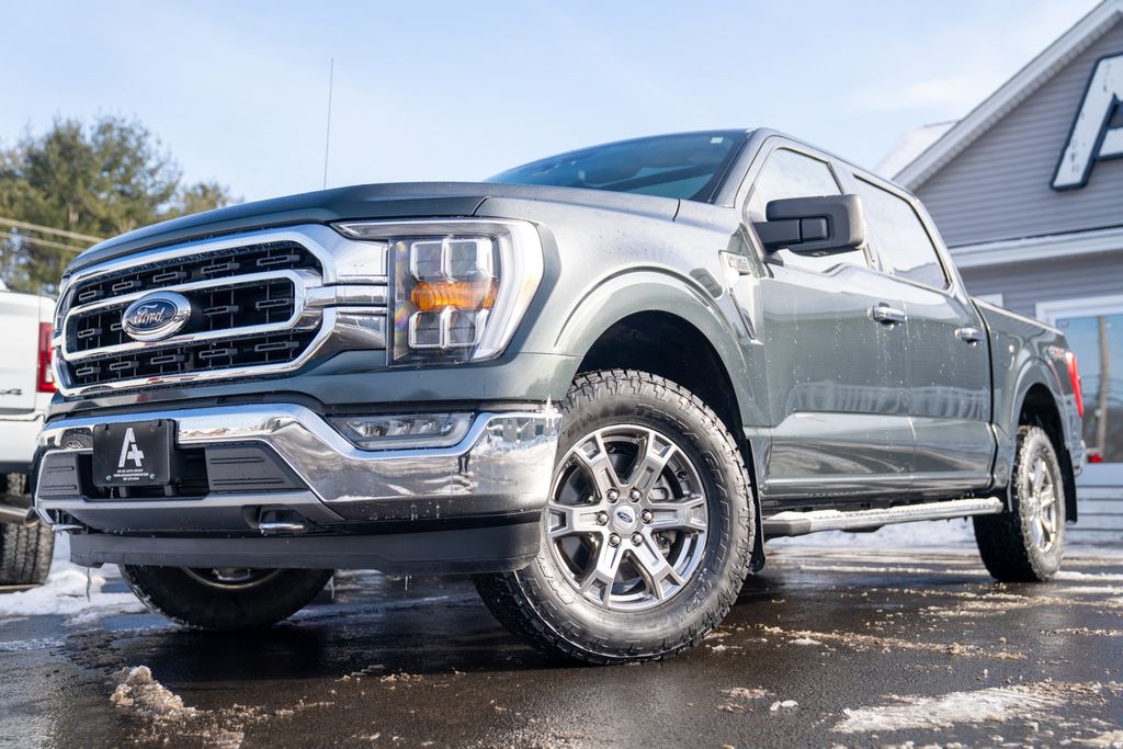 2021 Ford F-150 XLT's photo