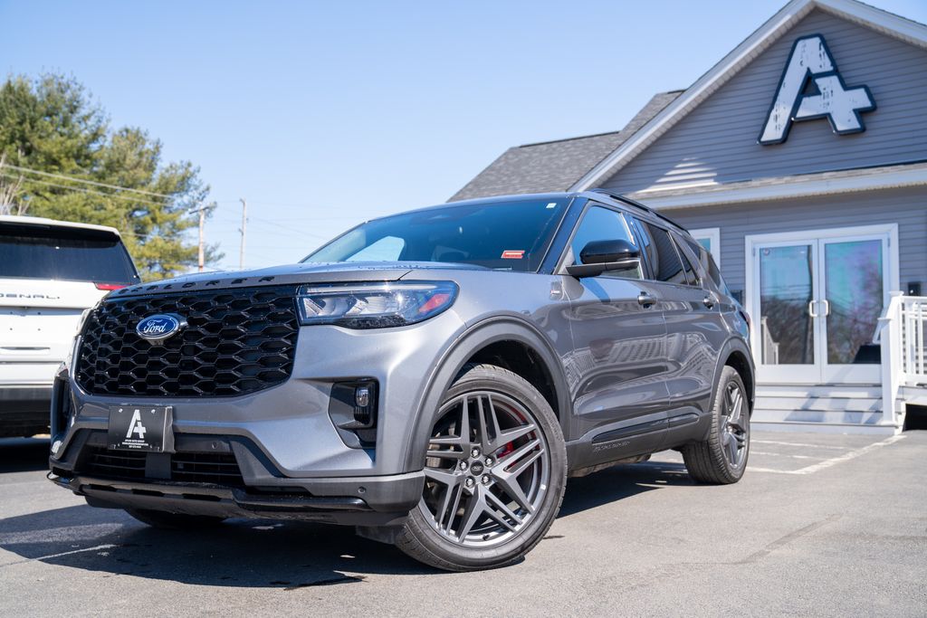 2025 Ford Explorer