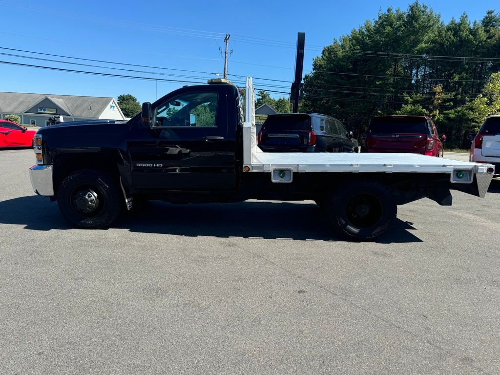 2017 Chevrolet Silverado 3500HD Work Truck photo 3