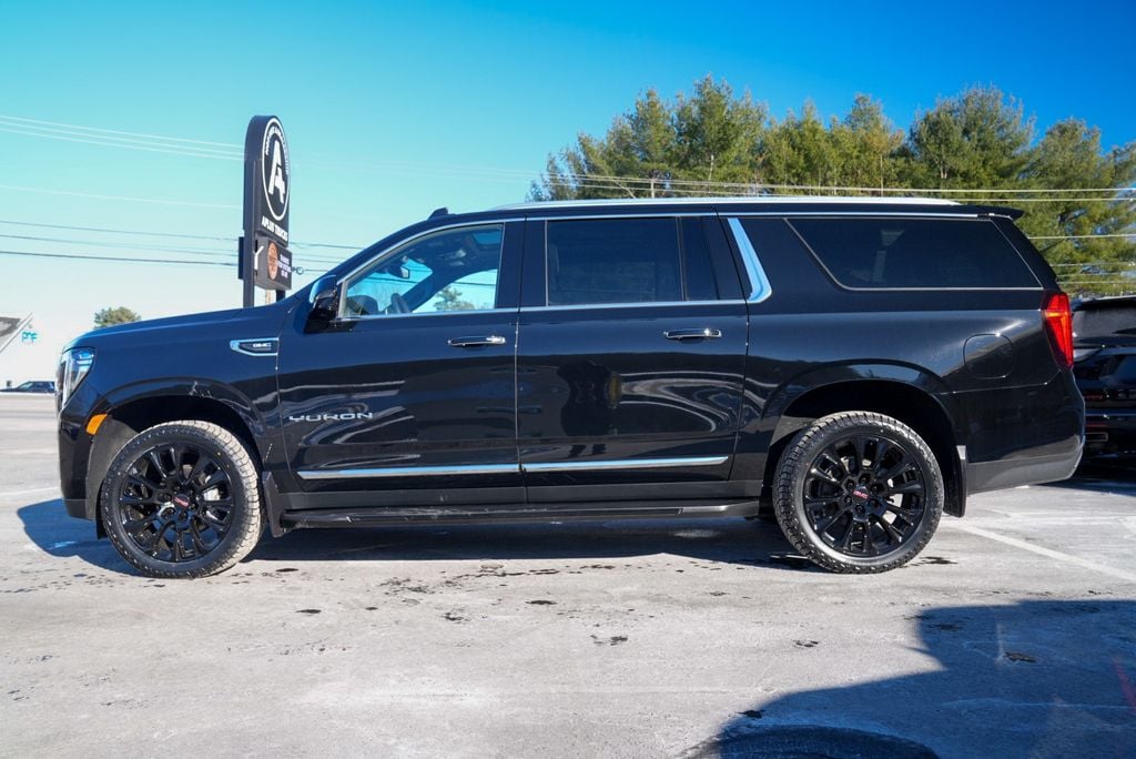 Used 2023 GMC Yukon XL SLT SUV