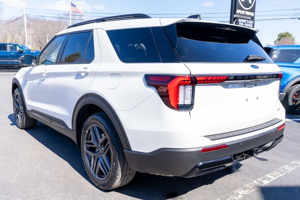 Used 2025 Ford Explorer ST-Line SUV
