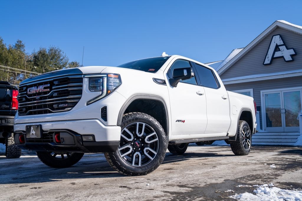 Used 2023 GMC Sierra 1500 AT4 Truck Crew Cab