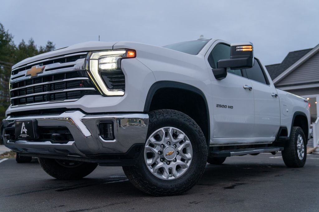 2024 Chevrolet Silverado 2500HD LTZ's photo
