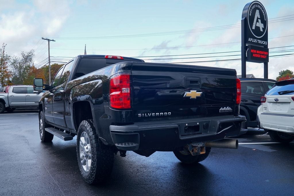 Used 2019 Chevrolet Silverado 2500HD High Country Truck Crew Cab