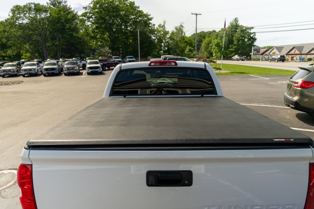 2019 Toyota Tundra SR5 - Photo 6
