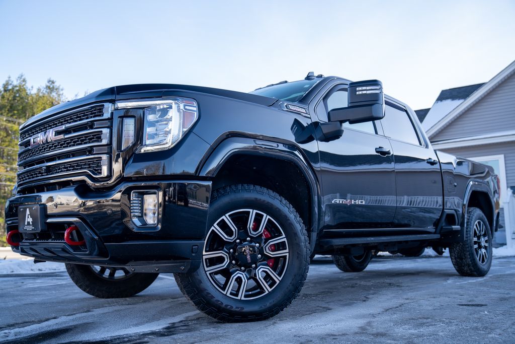 2023 GMC Sierra 2500HD AT4's photo