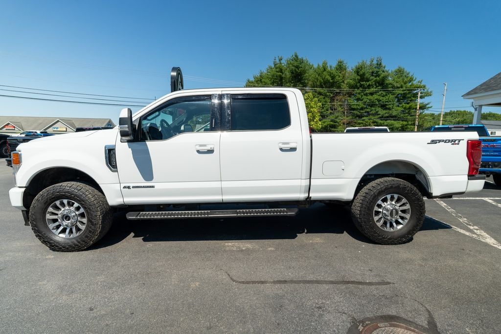Used 2022 Ford F-350 Lariat Truck Crew Cab