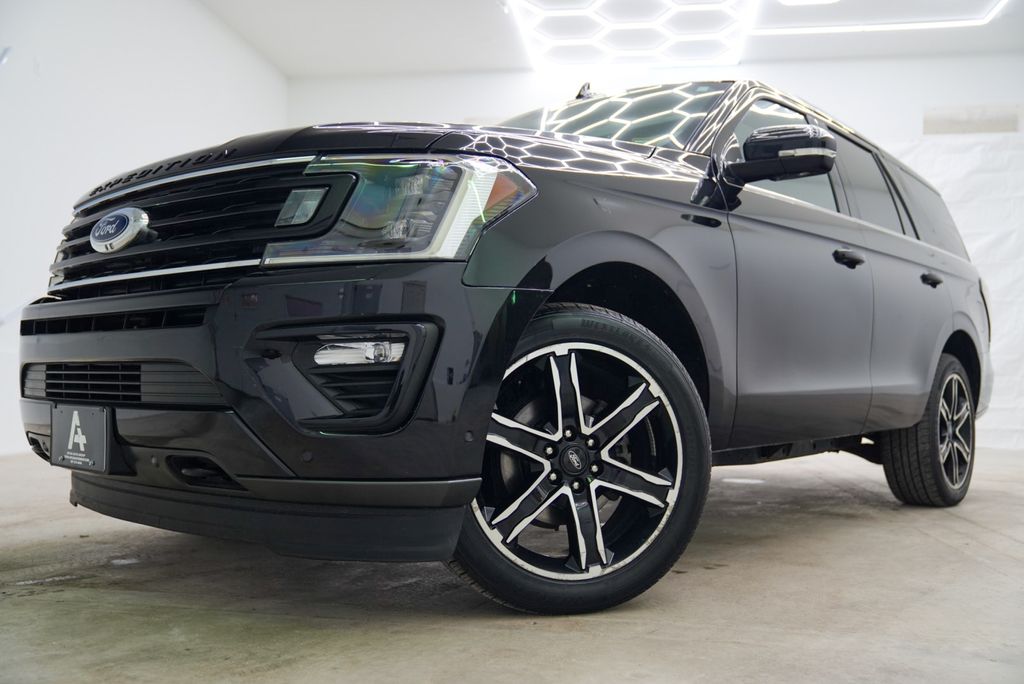 2020 Ford Expedition Limited's photo