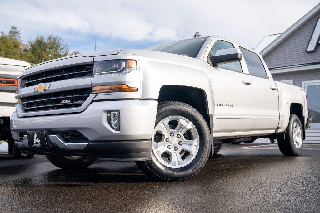 2018 Chevrolet Silverado 1500 LT's photo
