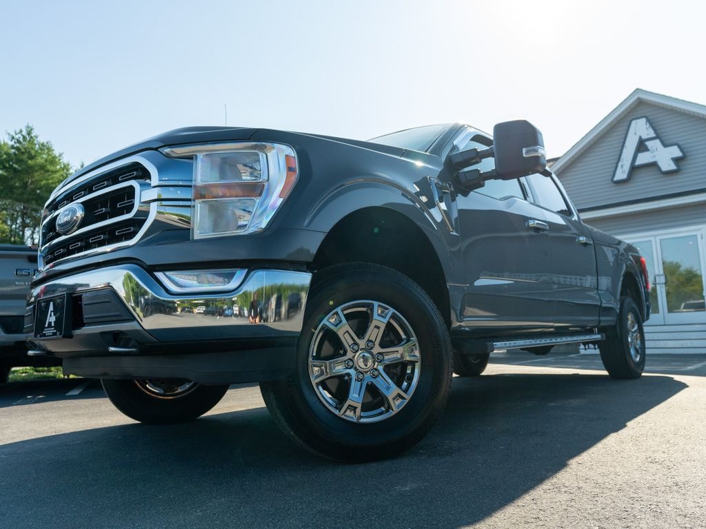 Used 2021 Ford F-150 XLT Truck SuperCrew Cab