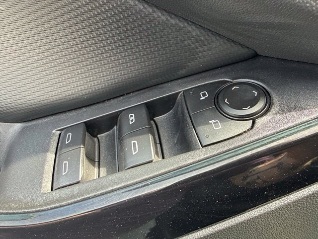 2025 Chevrolet Equinox LT - Photo 21