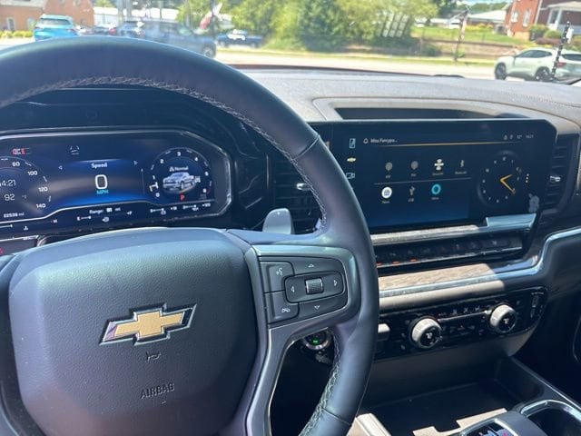 2024 Chevrolet Silverado 1500 LTZ - Photo 6