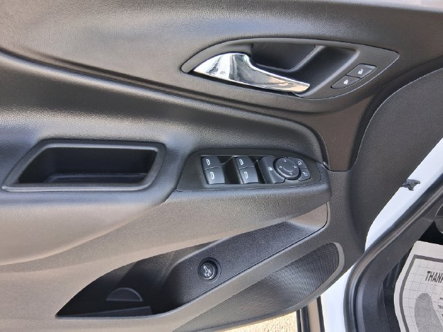 2024 Chevrolet Equinox LT - Photo 11