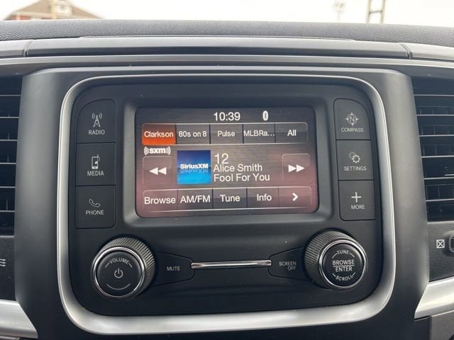 2024 RAM Ram 1500 Classic SLT - Photo 19
